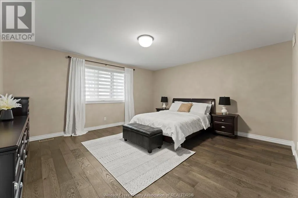 359 ELMGROVE DRIVE