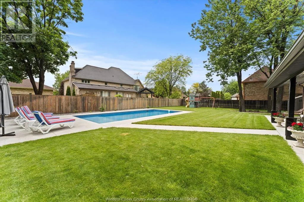 359 ELMGROVE DRIVE