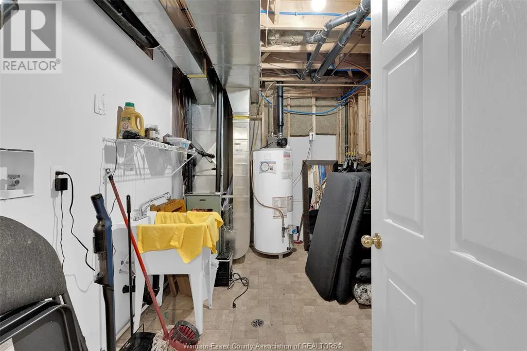 32 ROBSON ROAD Unit# 2