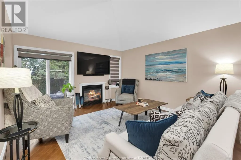 32 ROBSON ROAD Unit# 2