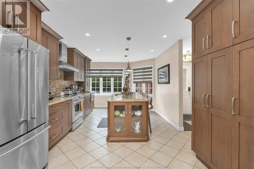 32 ROBSON ROAD Unit# 2