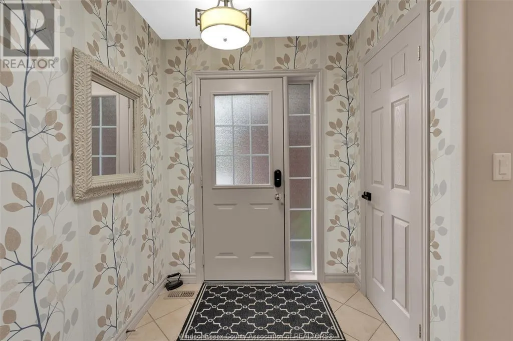 32 ROBSON ROAD Unit# 2