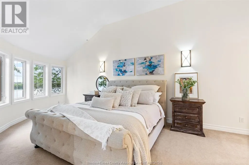 208 CRYSTAL BAY DRIVE