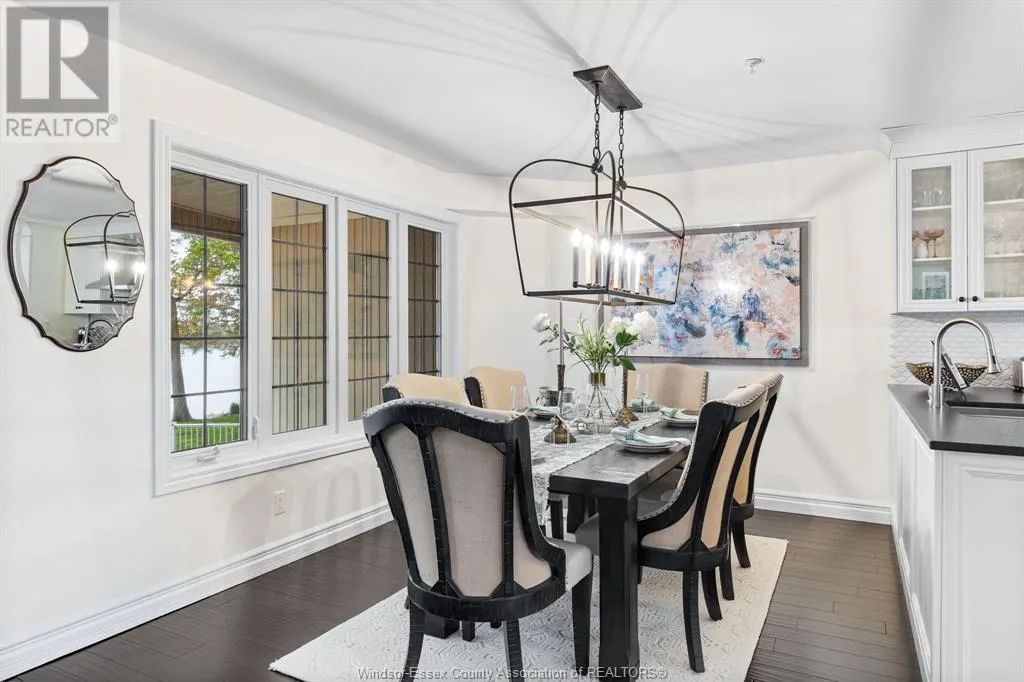 208 CRYSTAL BAY DRIVE
