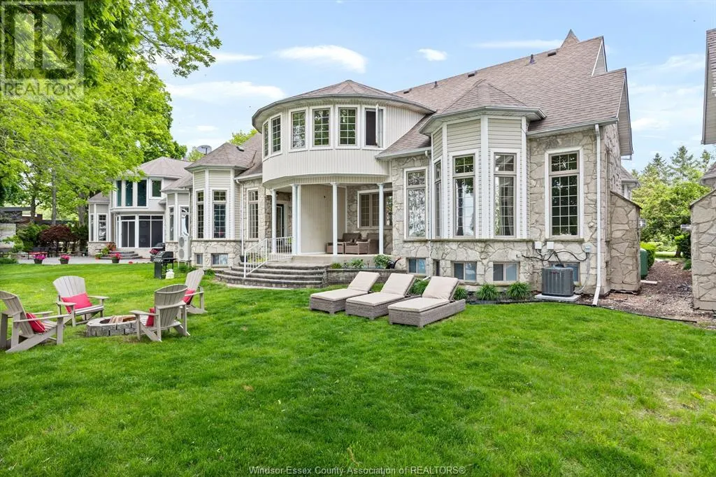 208 CRYSTAL BAY DRIVE