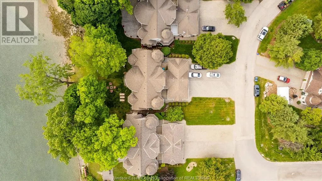 208 CRYSTAL BAY DRIVE