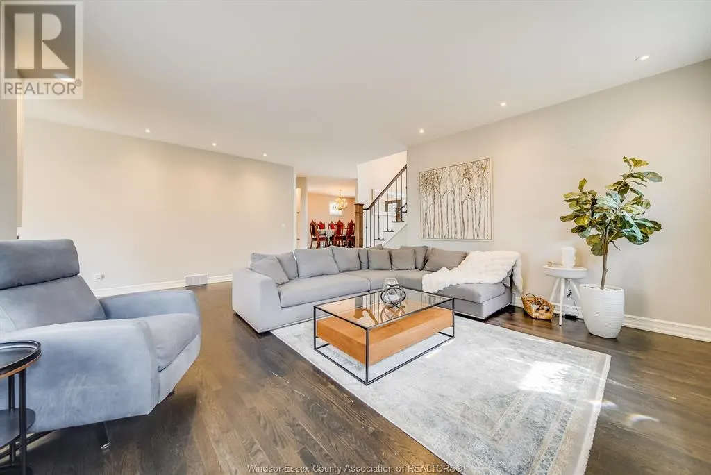 428 OLD TECUMSEH ROAD
