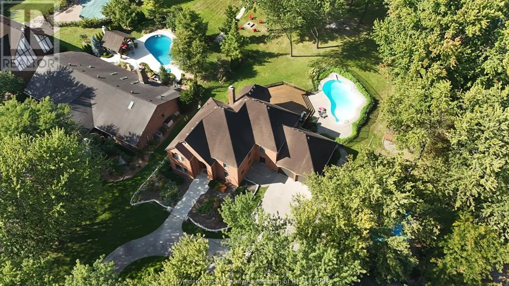 428 OLD TECUMSEH ROAD