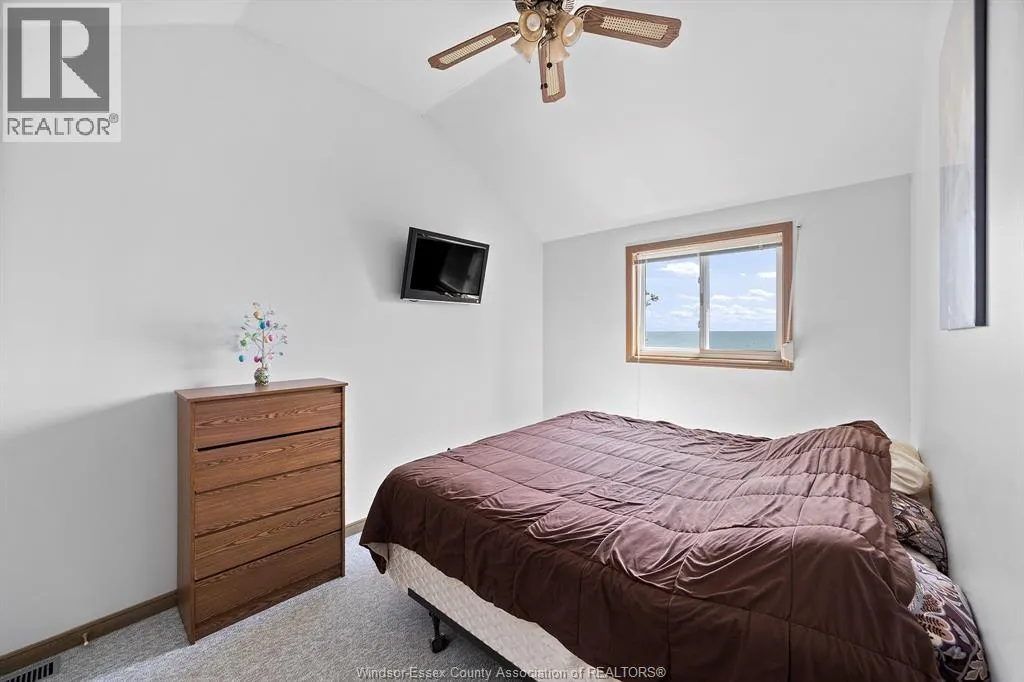 1030 POINT PELEE DRIVE