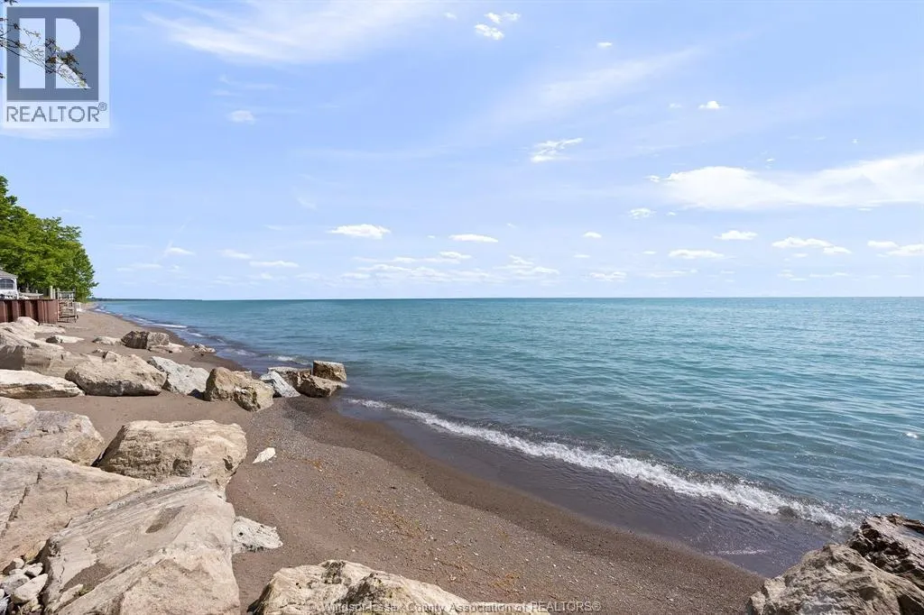 1030 POINT PELEE DRIVE