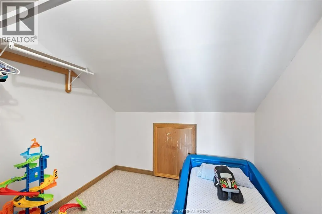 1030 POINT PELEE DRIVE