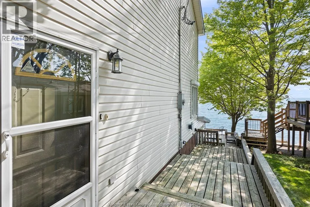 1030 POINT PELEE DRIVE
