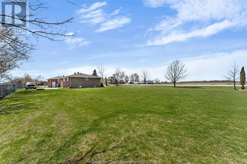 278 County Rd 27 East