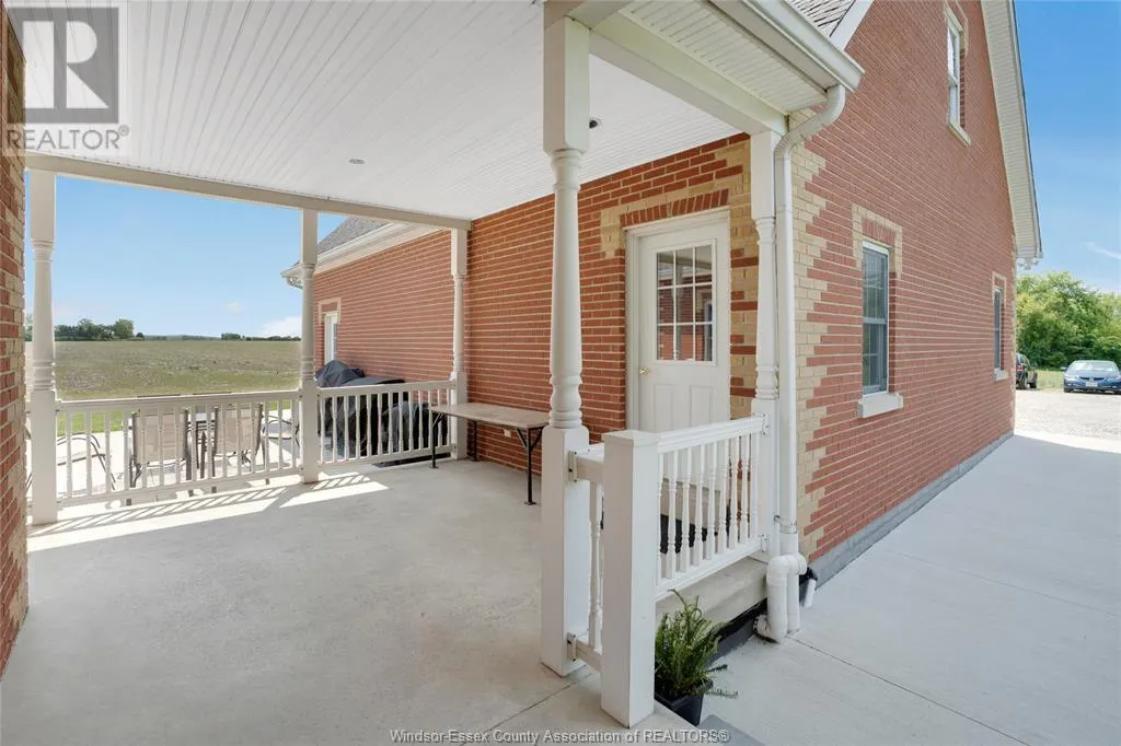 3705 CONCESSION 3 ROAD N