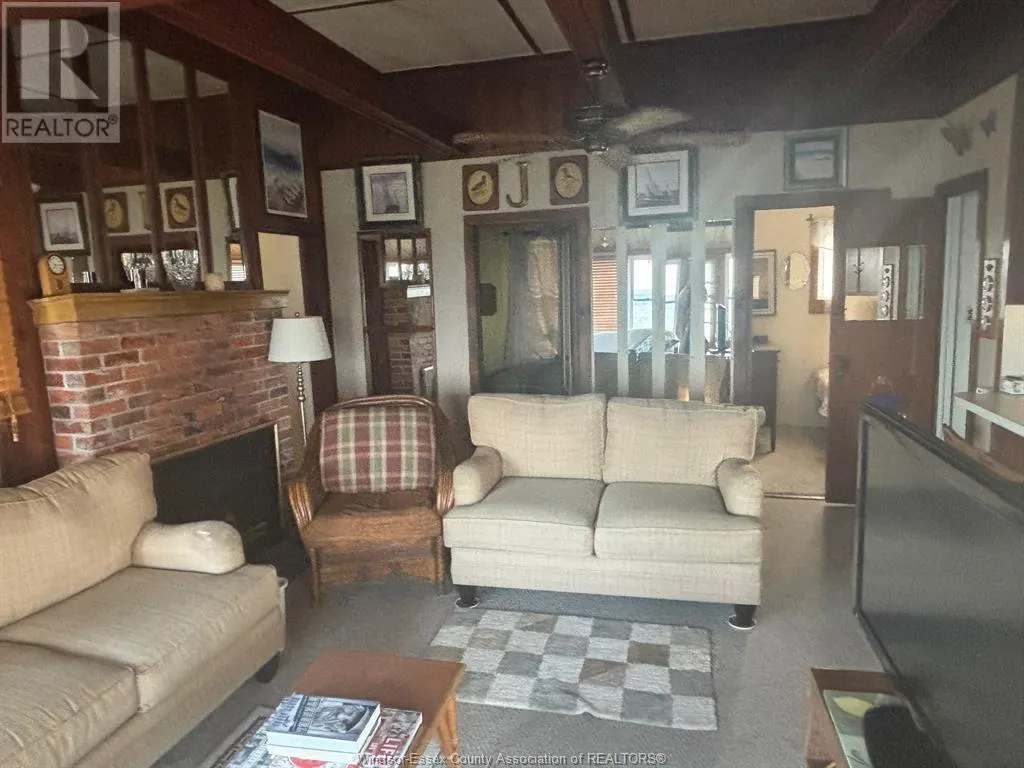 680 POINT PELEE DRIVE