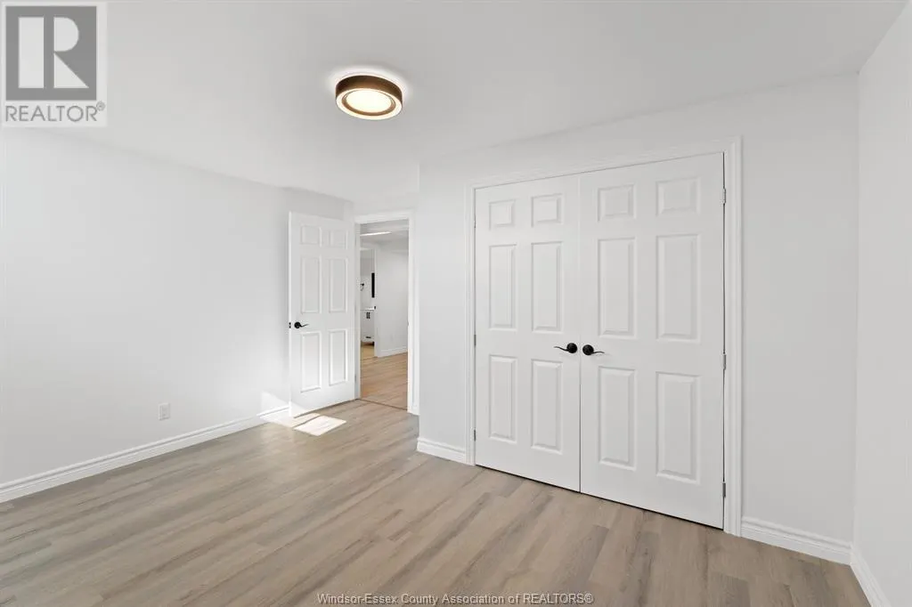 11 JONATHAN STREET