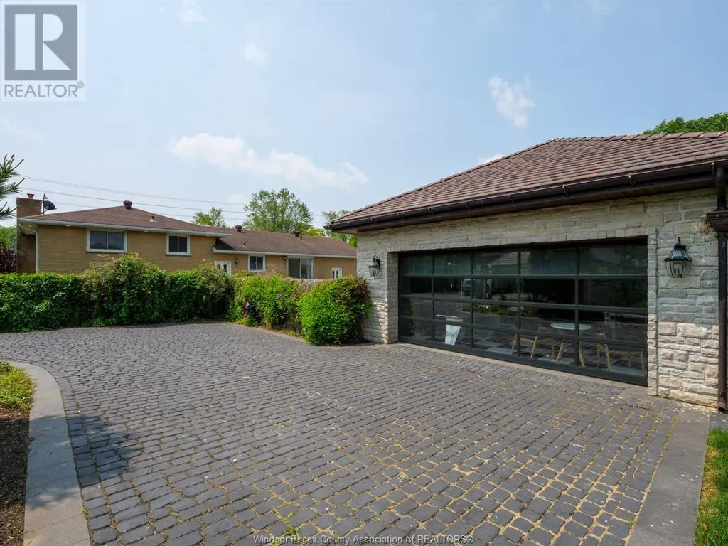 3050 BOUFFARD ROAD