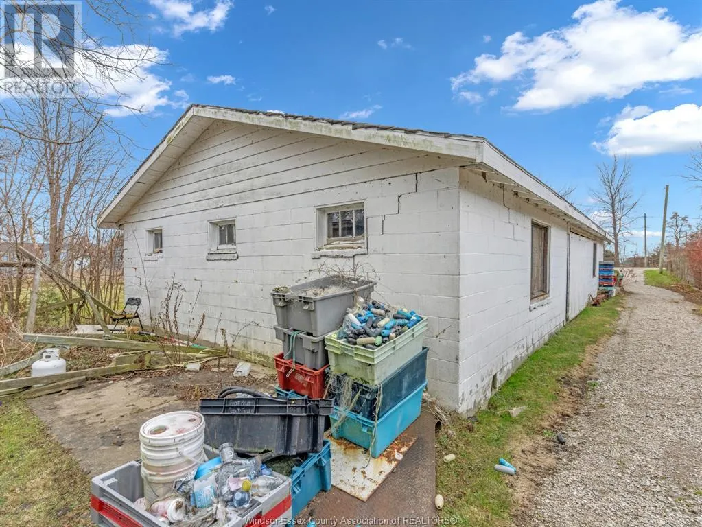 156 LAKEVIEW AVENUE