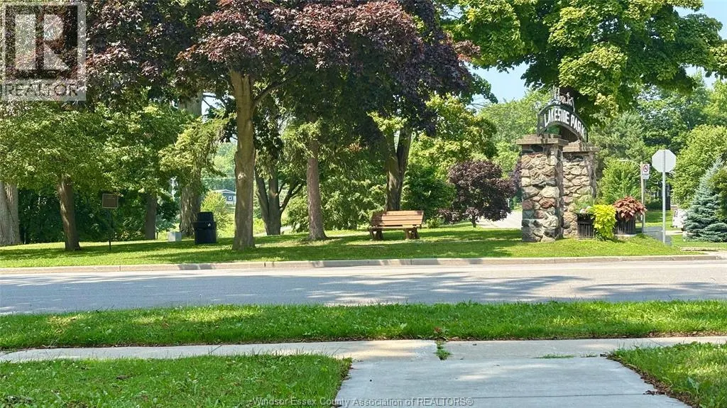 261 DIVISION STREET South