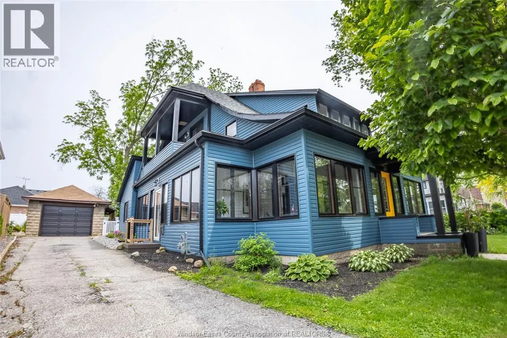 261 DIVISION STREET South