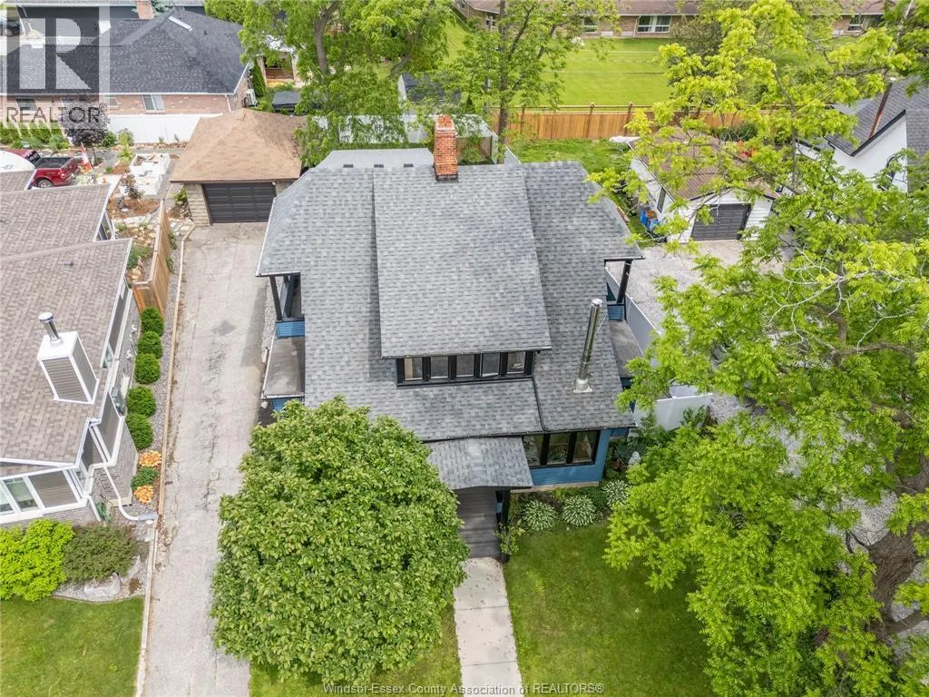 261 DIVISION STREET South