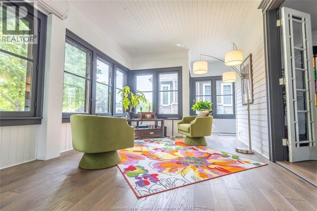 261 DIVISION STREET South
