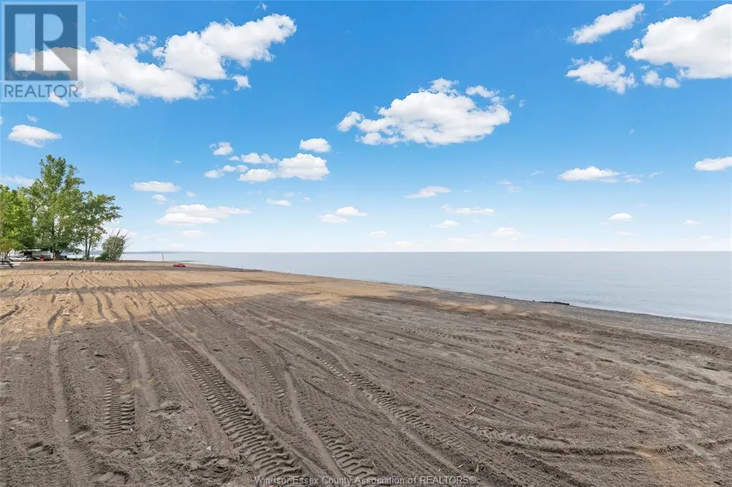 20951 PIER ROAD Unit# 12 LAKE