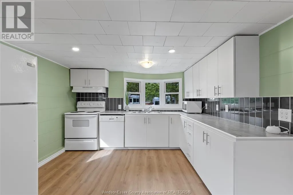 20951 PIER ROAD Unit# 12 LAKE