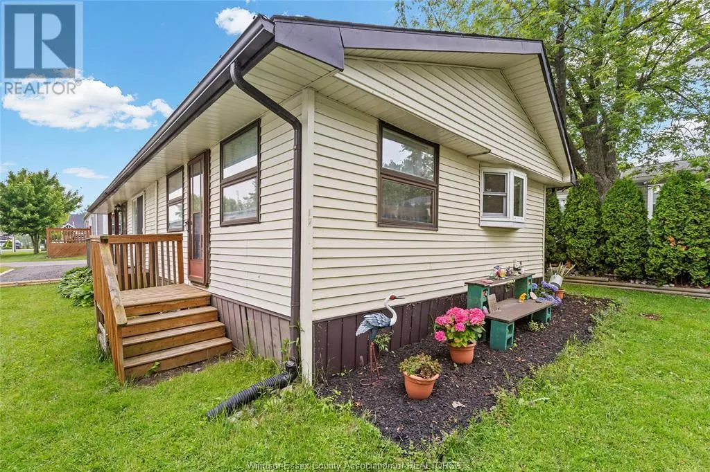 20951 PIER ROAD Unit# 12 LAKE