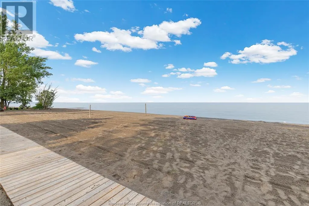 20951 PIER ROAD Unit# 12 LAKE