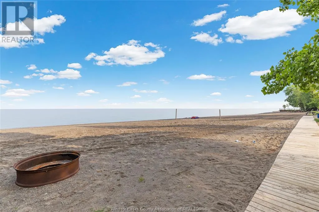20951 PIER ROAD Unit# 12 LAKE