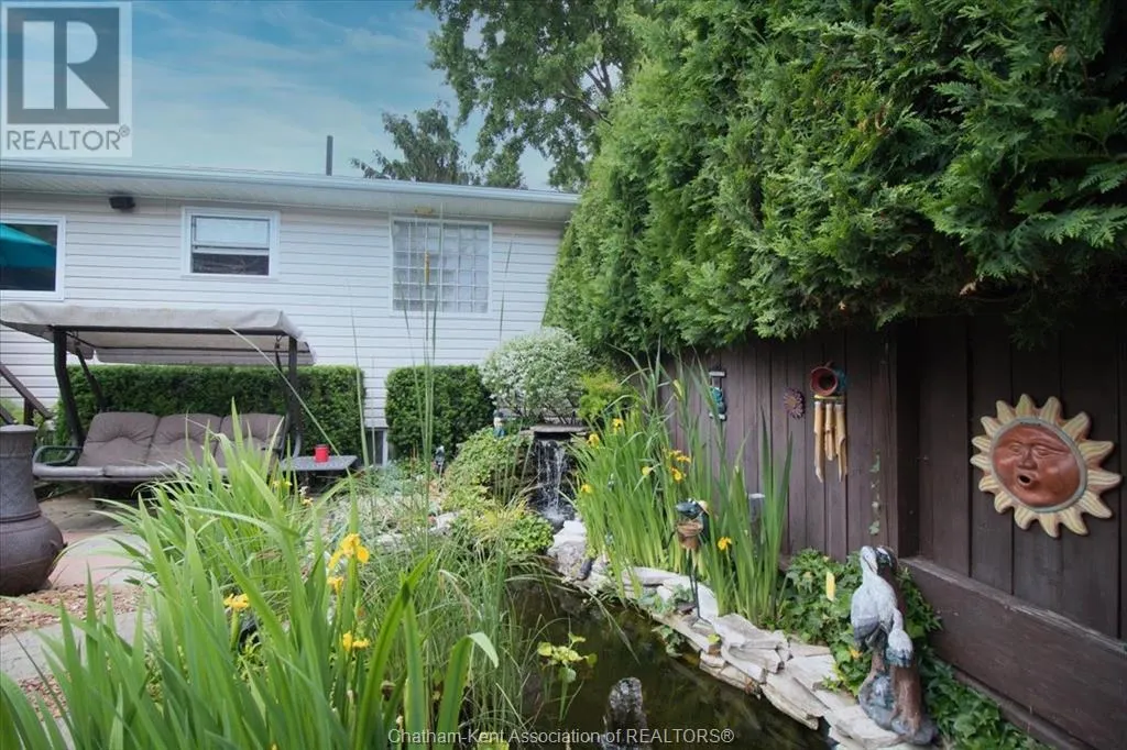 317 Oak STREET East