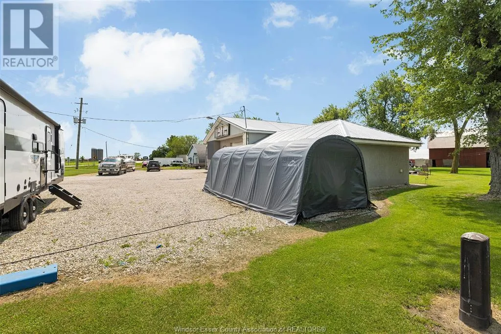 1104 County Rd 11