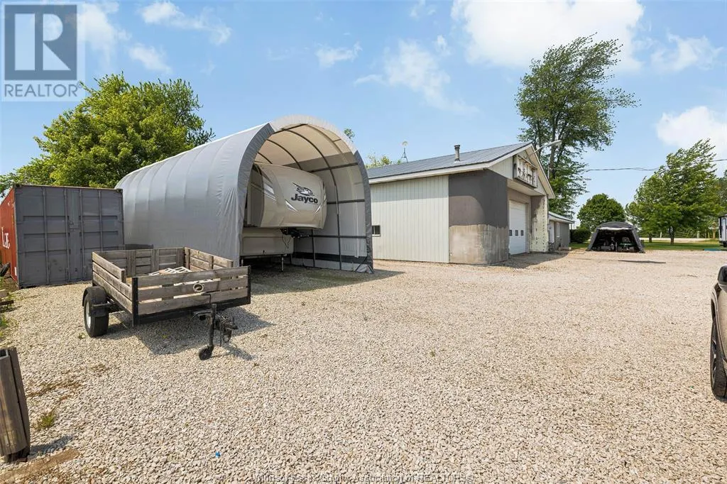 1104 County Rd 11