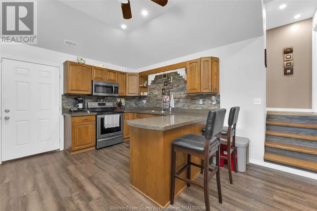 1104 County Rd 11
