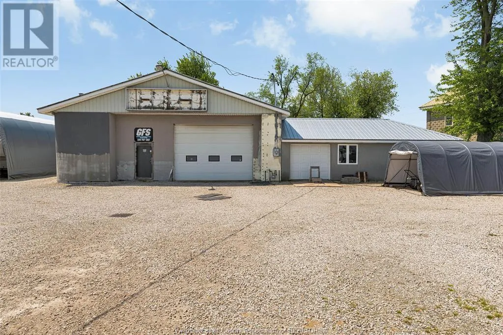 1104 County Rd 11