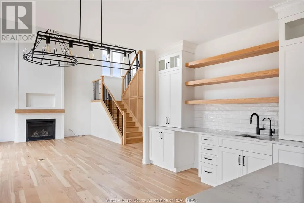 1245 CAMPANA CRESCENT