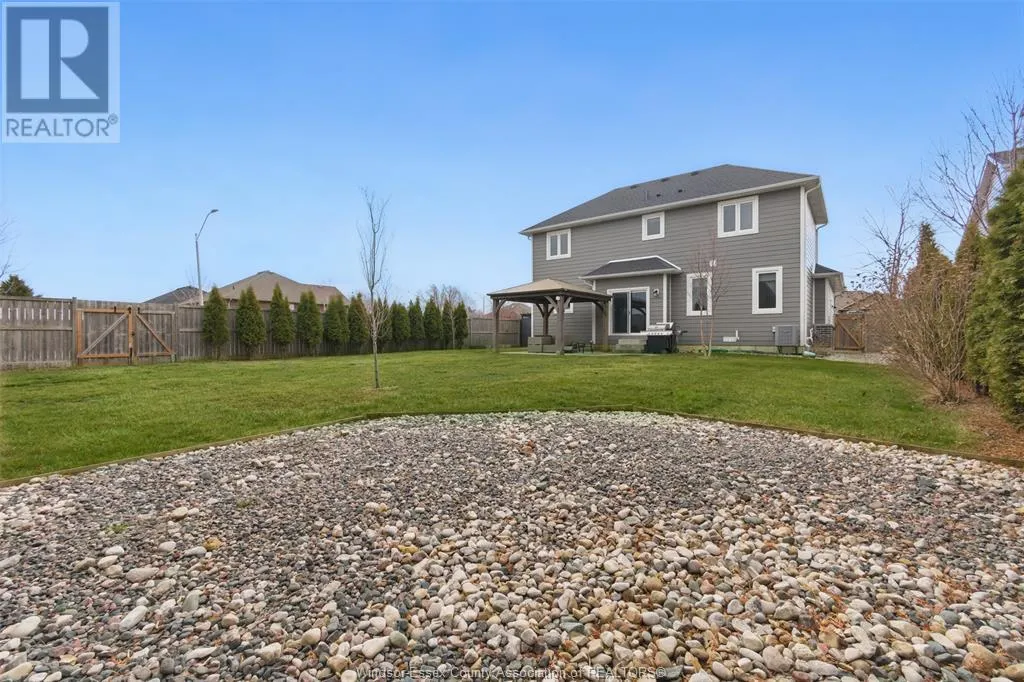 16 PEACHWOOD