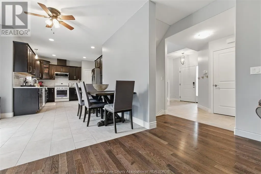 16 PEACHWOOD