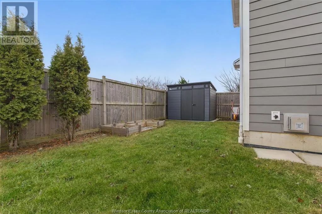 16 PEACHWOOD