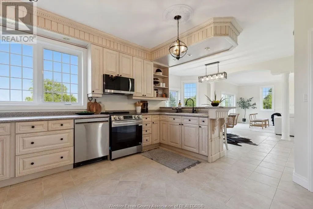 5973 Concession 5 North