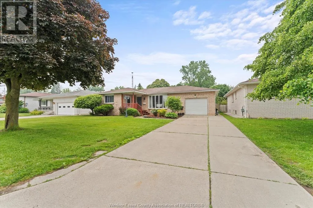 22 BENNIE AVENUE