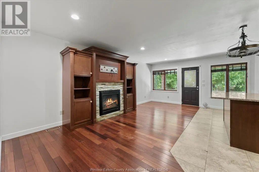1387 CROSSWINDS DRIVE