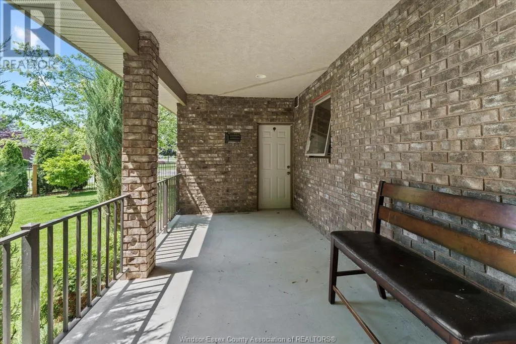 1387 CROSSWINDS DRIVE