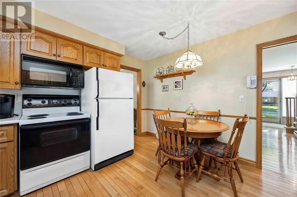 913 ALLANDALE DRIVE
