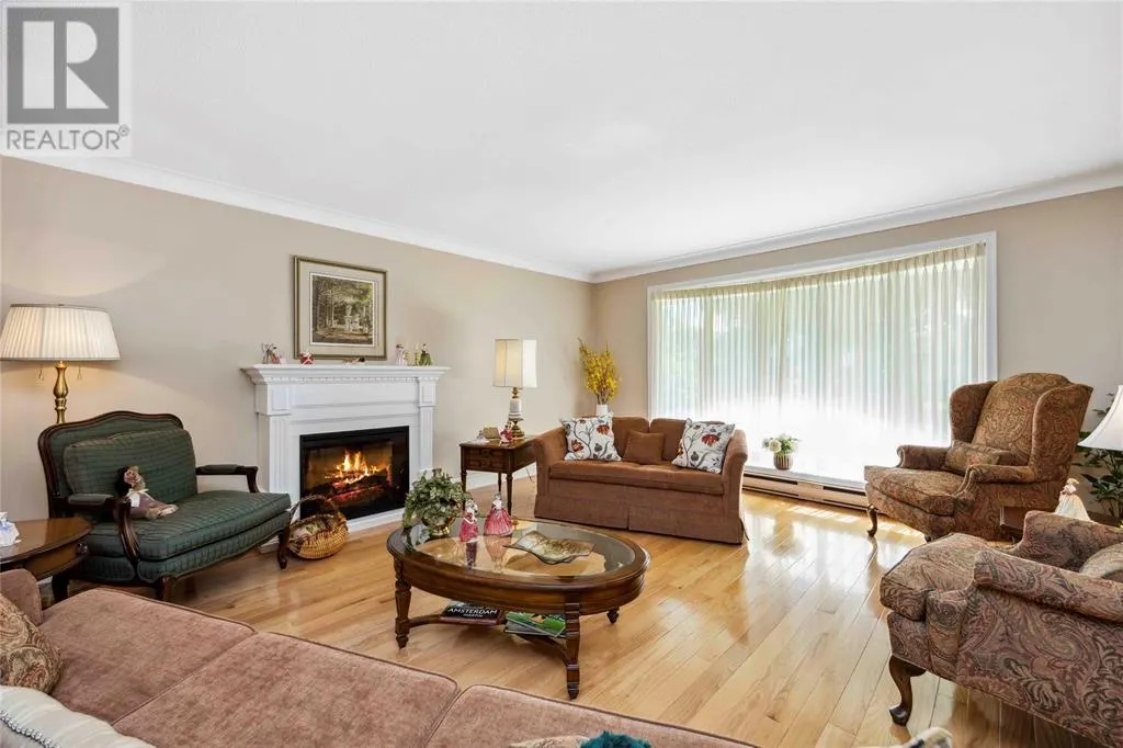 913 ALLANDALE DRIVE