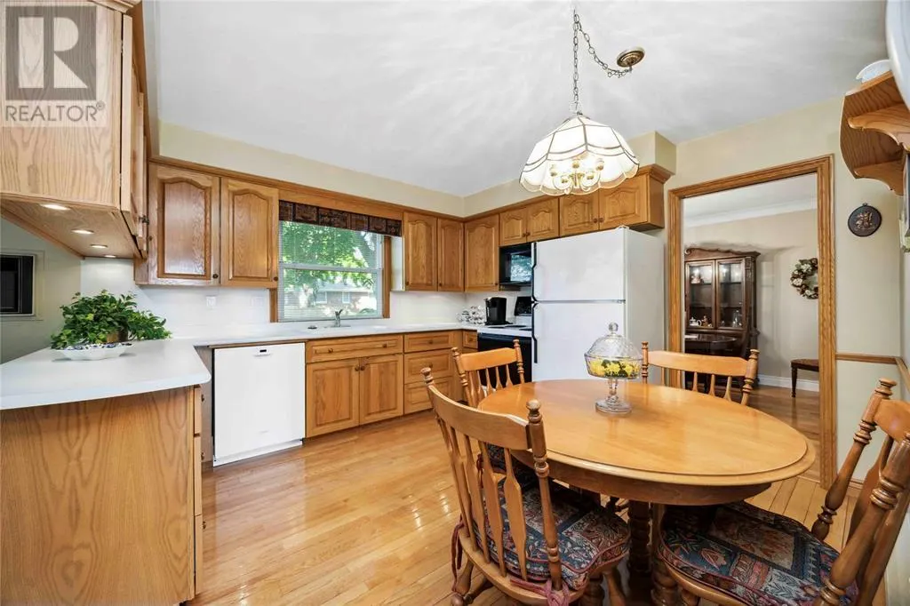 913 ALLANDALE DRIVE