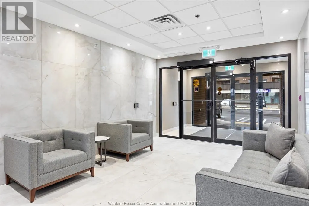 11870 TECUMSEH ROAD East Unit# 202