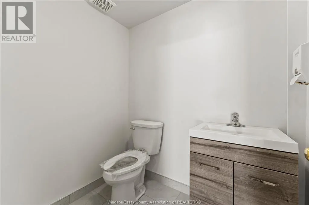 492 BLANCHARD PARK Unit# 1