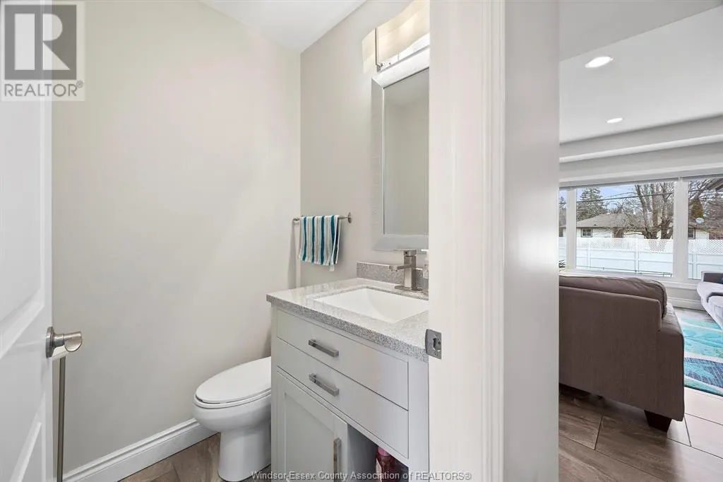 1565 OUTRAM